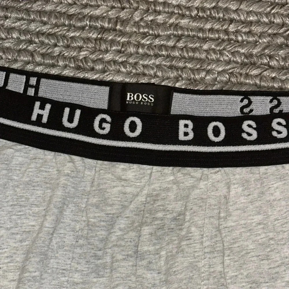 Hugo Boss Brand 50395259 Gray Boxer Trunk Underwear Men Size XL 1 pair